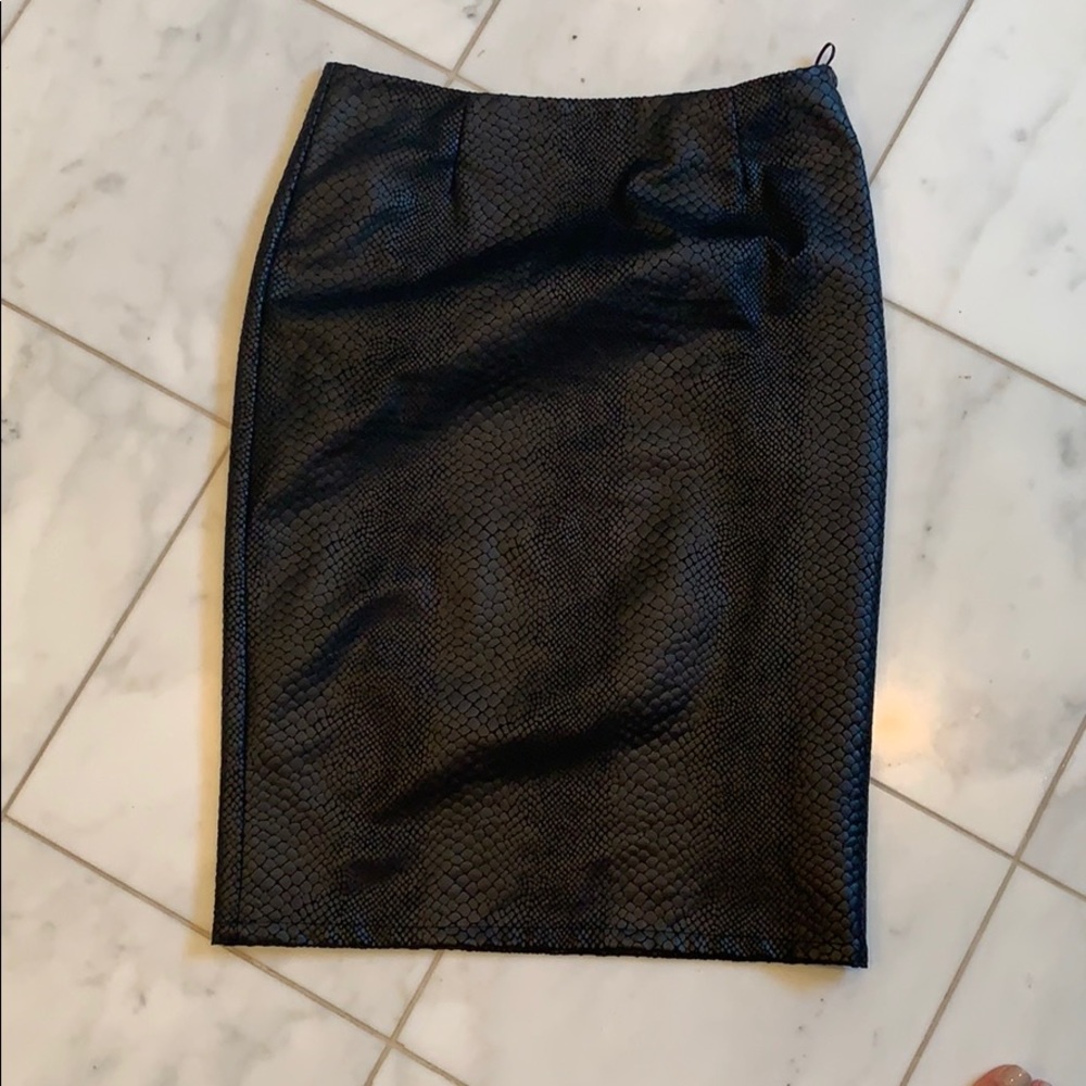 Fake leather snake skin pencil skirt